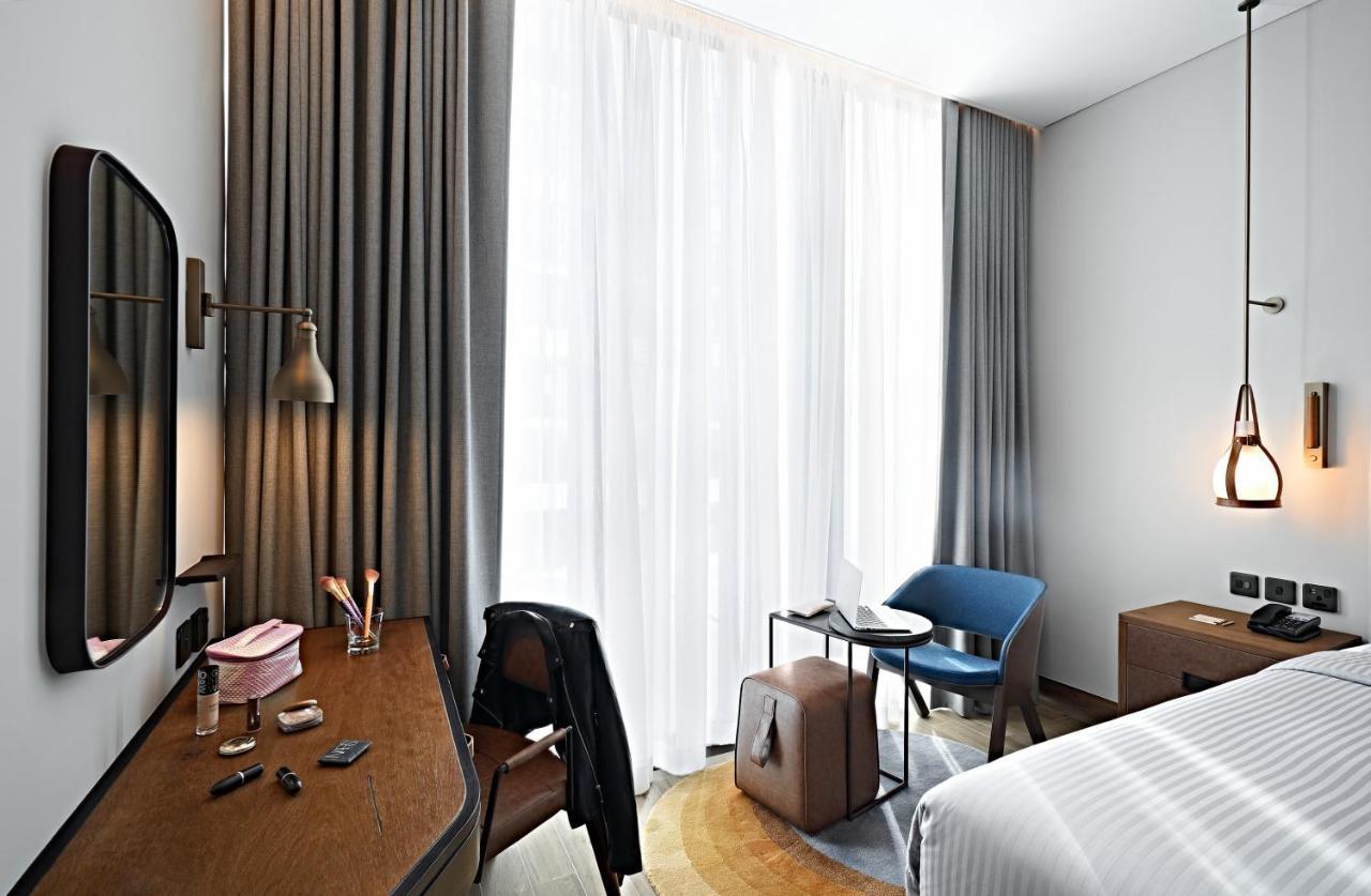 Revier Hotel Dubai Bagian luar foto